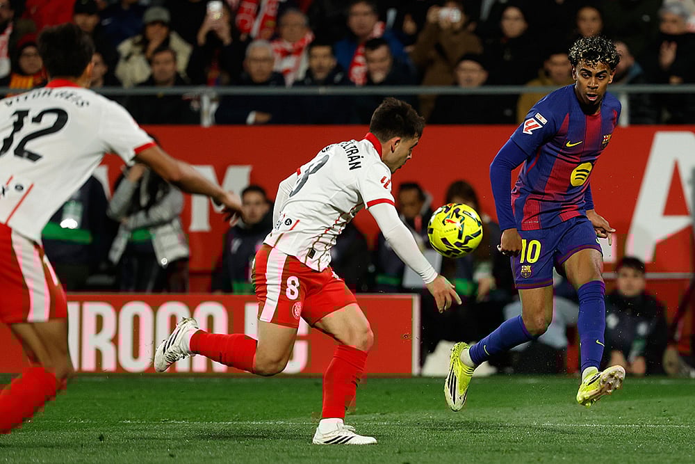 Girona Vs Barcelona spain soccer La Liga 2025-26 match-Lamine Yamal