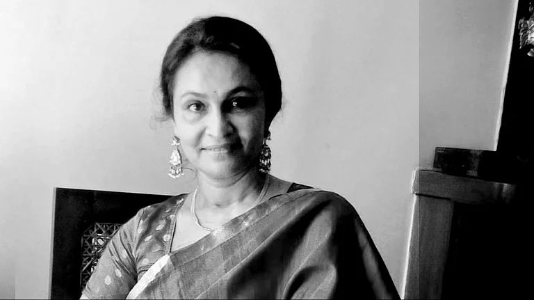 Marathi Actress Praveena Deshpande Passes Away - Instagram