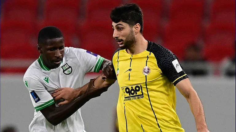 Al Ahli Doha and Sepahan players in action during their AFC Champions League Two match on February 18, 2026. - | Photo: X/TheAFCCL
