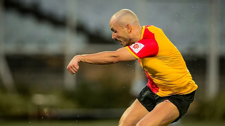 Youssef Ezzejjari scores brace against SC Delhi in ISL 2025-26. - eastbengal_fc/X