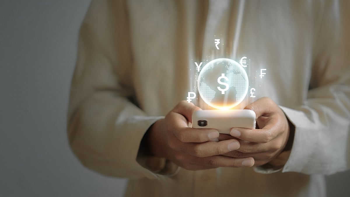 How NRIs Can Use NRO Accounts To Earn Passive Income From India 