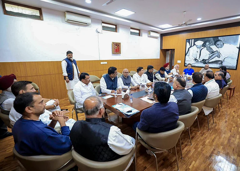 Leader of Opposition in the Rajya Sabha and Congress President Mallikarjun Kharge, Leader of Opposition in the Lok Sabha Rahul Gandhi, party leader KC Venugopal and others during a meeting with AICC general secretaries, state in-charges, Pradesh Congress presidents and CLP leaders from six states over the India-US Trade Deal, in New Delhi. - PTI