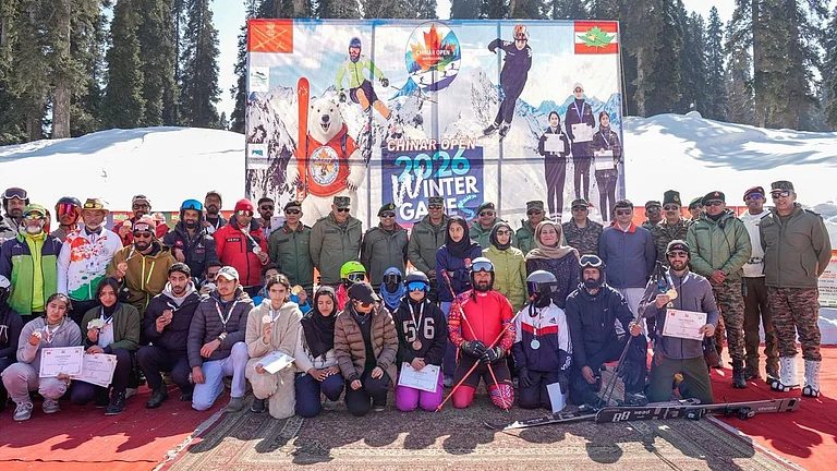 The Chinar Open Winter Games 2026, a flagship initiative of the Indian Army held in Gulmarg on Friday, served as a prelude to the Khelo India Winter Games 2026. - Special Arrangement/SAI