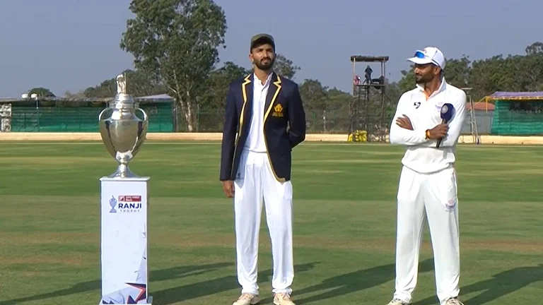 Karnataka and Jammu and Kashmir captains Devdutt Padikkal and Paras Dogra at toss - BCCIdomestic/X