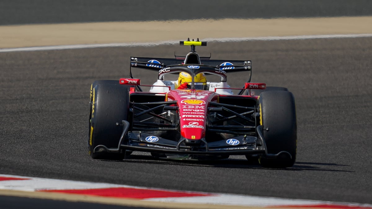 Ferrari driver Lewis Hamilton of Britain steers his car on the third day of Formula One pre-season test at the Bahrain International Circuit in Sakhir, Bahrain, Friday, Feb. 13, 2026.  - | Photo: AP/Altaf Qadri