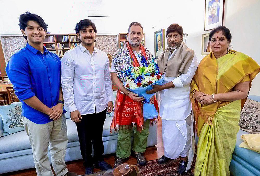 Rahul Gandhi with Bhatti Vikramarka Mallu