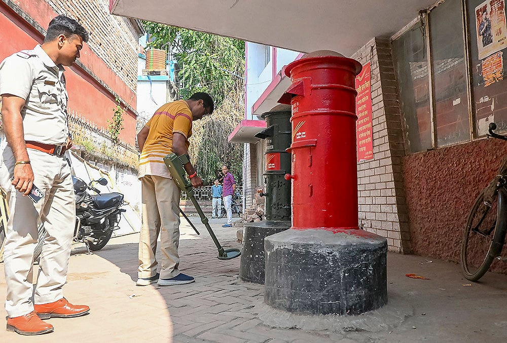 Krishnanagar Head Post Office receives bomb threat