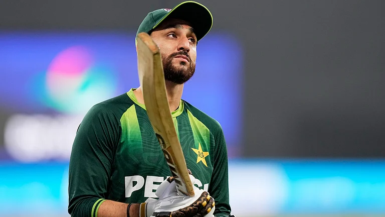Pakistan's captain Salman Ali Agha warms up before the start of the T20 World Cup cricket match between New Zealand and Pakistan in Colombo, Sri Lanka, Saturday, Feb. 21, 2026. - | Photo: AP/Eranga Jayawardena