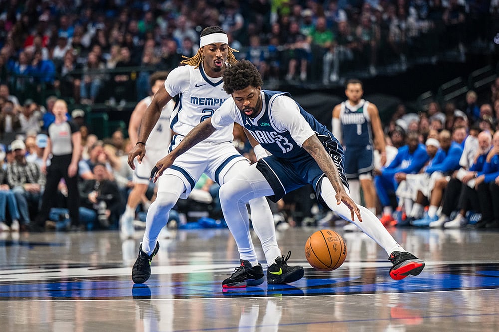 Basketball: Memphis Grizzlies vs Dallas Mavericks