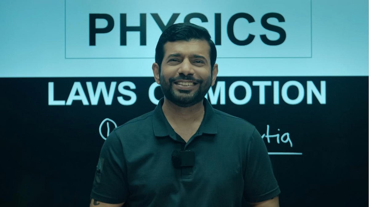 A Still From Hello Bacchon - YouTube 