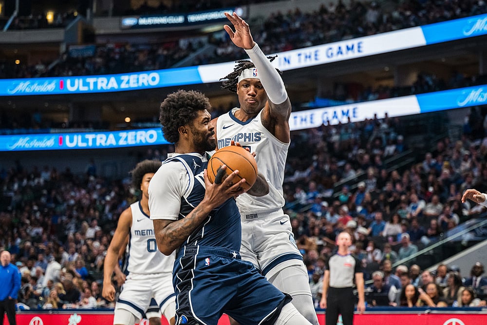 NBA Basketball Game: Dallas Mavericks vs Memphis Grizzlies