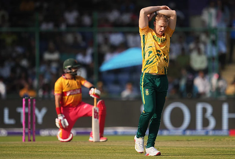 South Africa vs Zimbabwe T20 World Cup Cricket super 8 match-Corbin Bosch