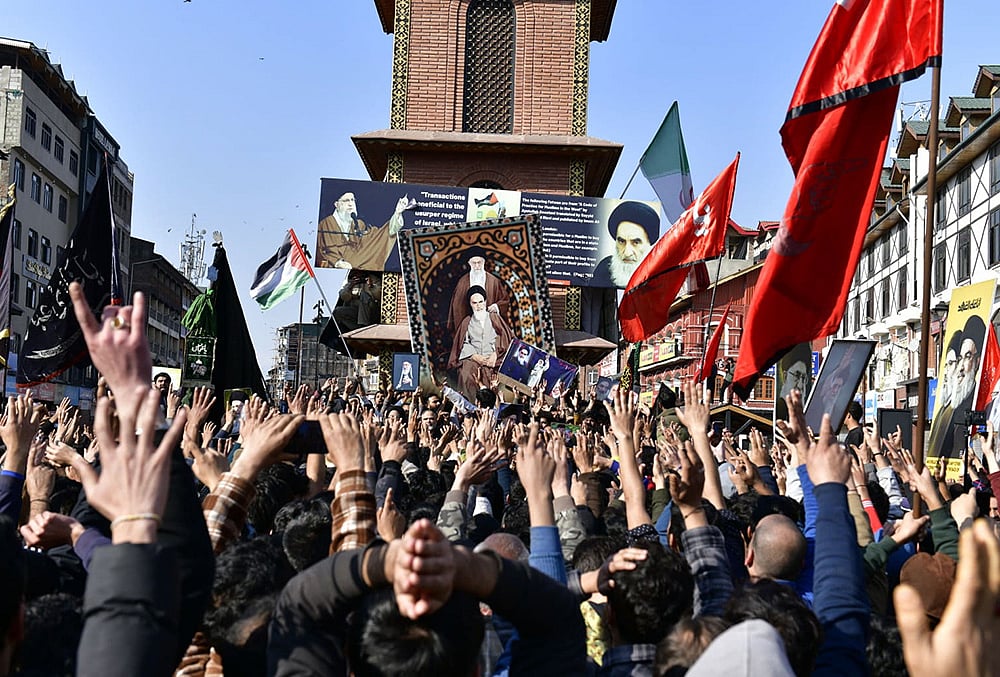 Srinagar protest photo