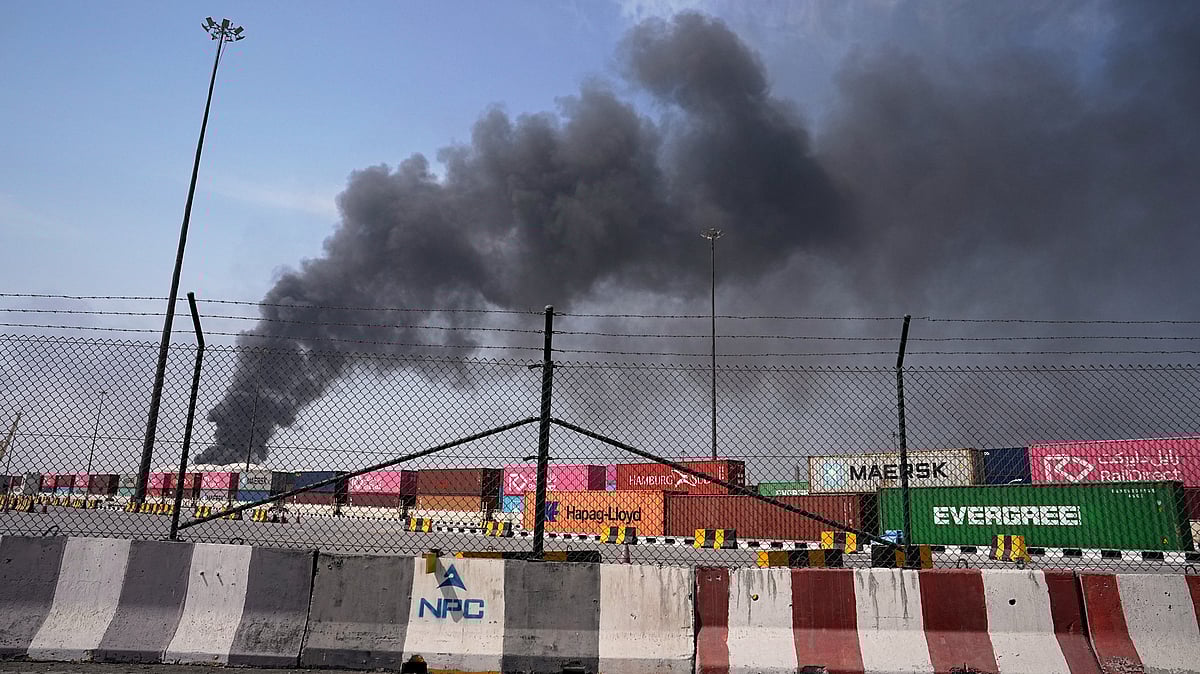 | Photo: AP/Fatima Shbair