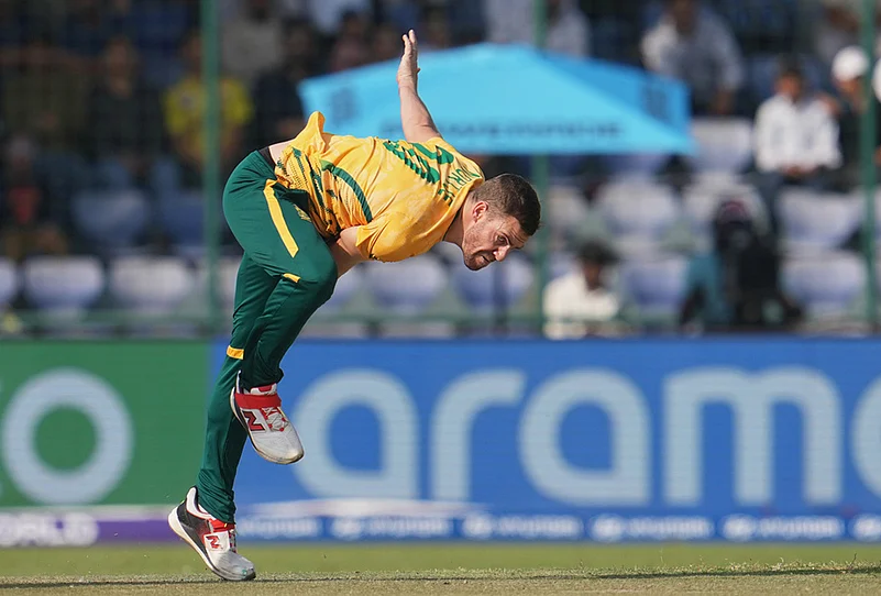 South Africa vs Zimbabwe T20 World Cup Cricket super 8 match-Anrich Nortje