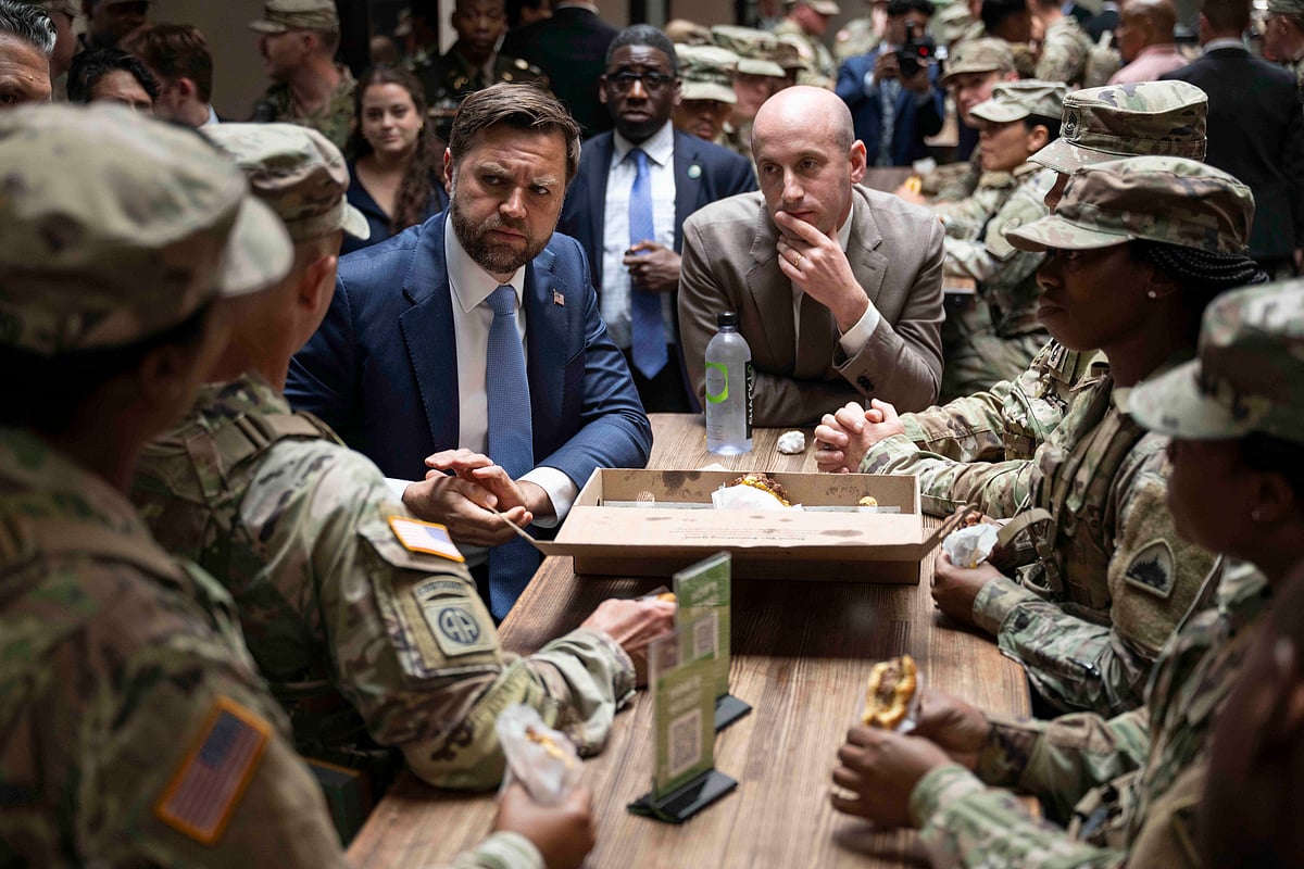 Washington, Dc, United States: U.S Vice President JD Vance, left, and White House Deputy Chief of Staff Stephen Miller, center, chat with National Guard members
 - | Imago |