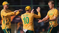 New Zealand Vs South Africa, ICC T20 World Cup 2026: 5 Reasons You Should Watch NZ V SA Semi-final | Photo: AP/Manish Swarup : South Africa's Corbin Bosch, right, celebrates with teammates the wicket of Zimbabwe's Tony Munyonga during the T20 World Cup cricket match between South Africa and Zimbabwe in New Delhi.
