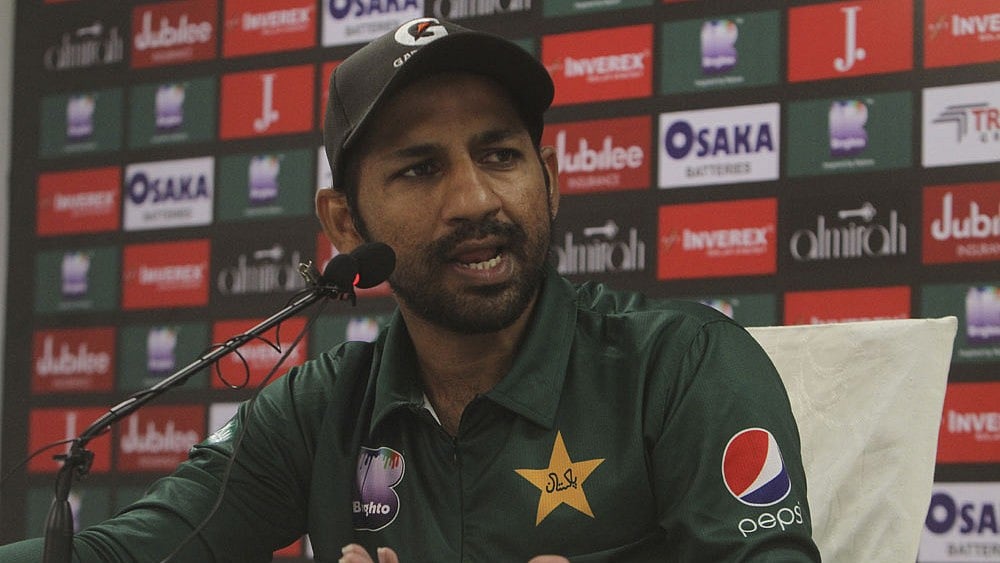 Sarfaraz Ahmed to become Pakistan's head coach in Tests, replacing Azhar Mahmood - File
