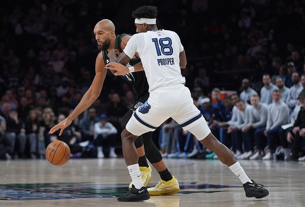 Grizzlies vs Timberwolves NBA Basketball game-Rudy Gobert