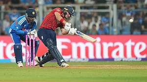 AP Photo/Rafiq Maqbool : England's Jacob Bethell plays a shot during the T20 World Cup cricket semi-final match between India and England in Mumbai, India, Thursday, March 5, 2026.