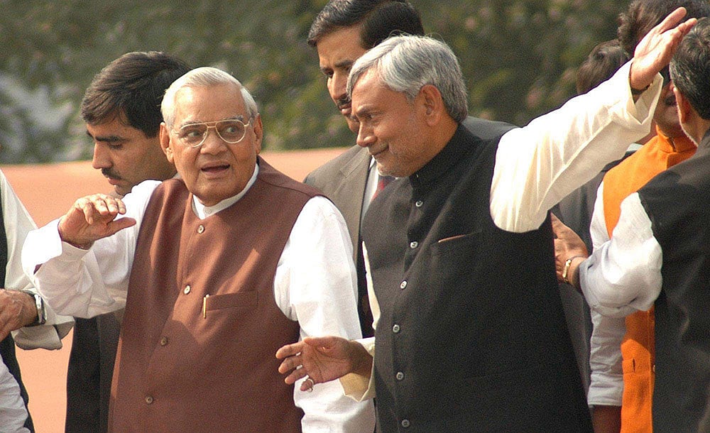  Atal Bihari Vajaypee with Bihar Chief Minister Nitish Kumar 