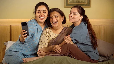 Courtesy : Coquelicot Pictures