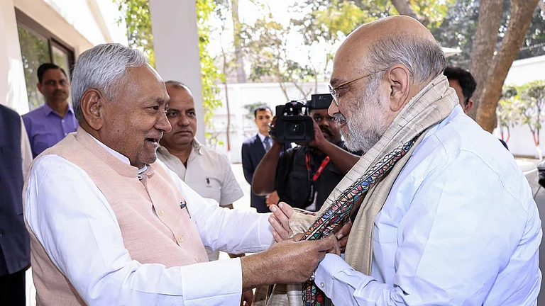 Union Home Minister Amit Shah meets Bihar Chief Minister Nitish Kumar Patna, Mar 05 (ANI): Union Home Minister Amit Shah meets Bihar Chief Minister Nitish Kumar, in Patna on Thursday. - | Source: PTI