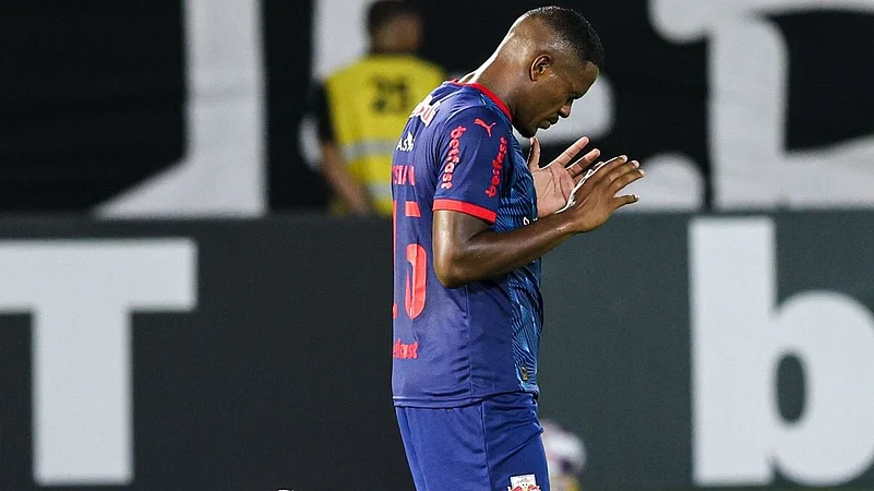 Brazilian Defender Handed 12‑Game Ban For Sexist Remarks About Female Referee