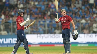 | Photo: AP/Rafiq Maqbool