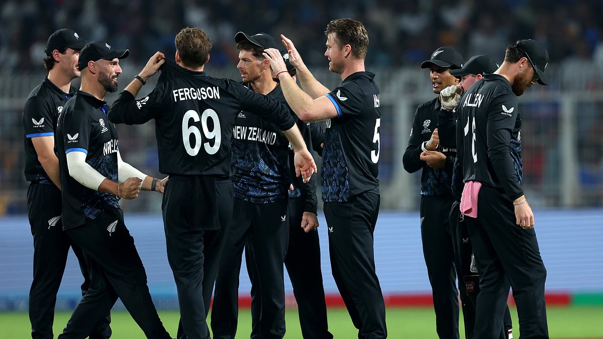 New Zealand cricketers in action against South Africa in ICC T20 World Cup 2026 semi-final.  - T20WorldCup/X