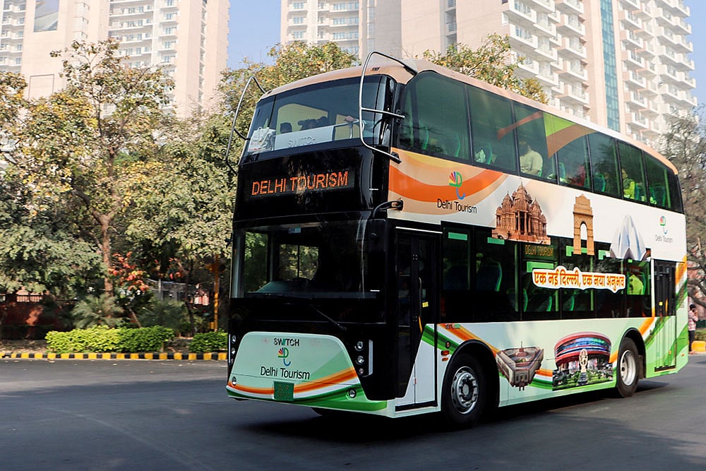 Delhi govts double-decker bus tour