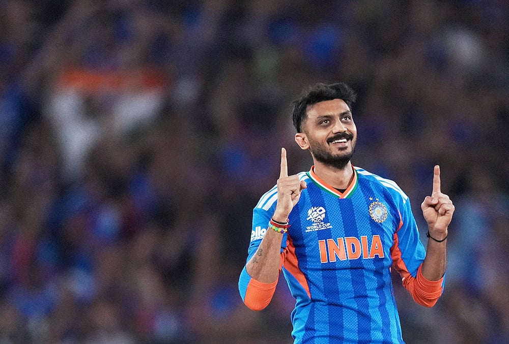 India vs New Zealand T20 World Cup Cricket final-Axar Patel