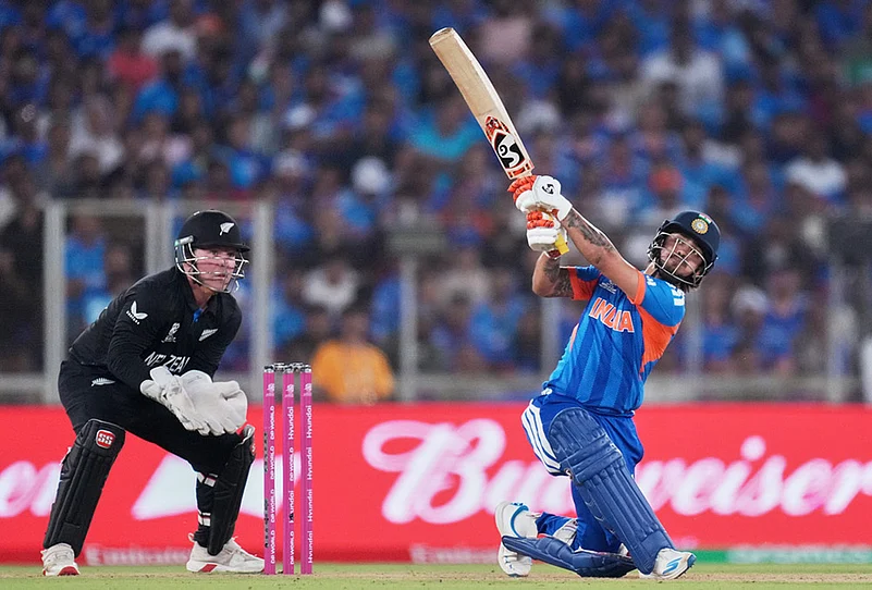 India vs New Zealand T20 World Cup Cricket final-Ishan Kishan