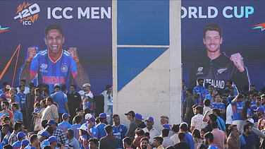 | Photo: AP/Rafiq Maqbool