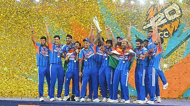 | Photo: AP/Rafiq Maqbool