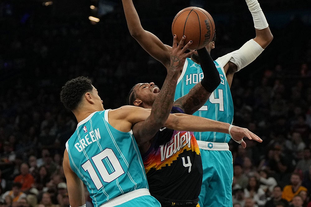 Basketball: Charlotte Hornets vs Phoenix Suns