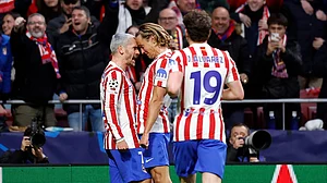 atletienglish/X : Atletico Madrid footballers celebrating a goal against Tottenham Hotspur during the UEFA Champions League 2025-26 Round of 16 clash.