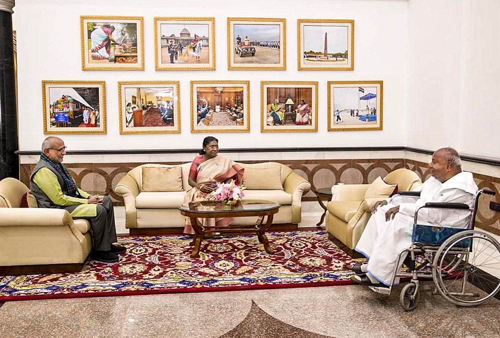 President Murmu meets VP Radhakrishnan and JD (S) supremo HD Deve Gowda