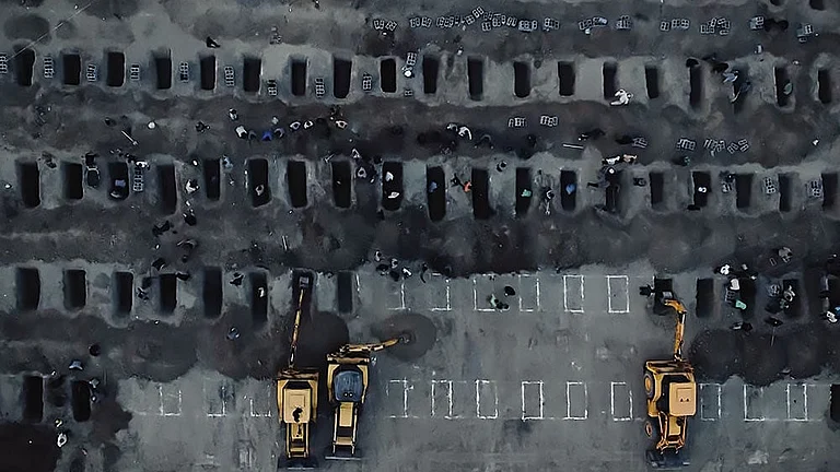 Iran holds a funeral ceremony for students and staff members of the Shajareh Tayyebeh girls elementary school who were killed in a strike on the school in Minab, Hormozgan, southern Iran. - Source: IMAGO/ZUMA Press Wire