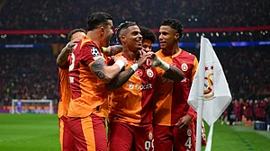 Mario Lemina celebrates his goal for Galatasaray against Liverpool