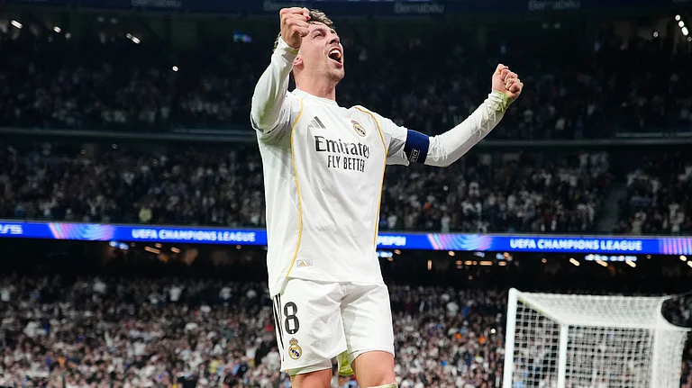 Real Madrid's Federico Valverde celebrates after scoring during a first leg round of 16 Champions League soccer match between Real Madrid and Manchester City in Madrid, Spain, Wednesday, March 11, 2026. - | Photo: AP/Jose Breton