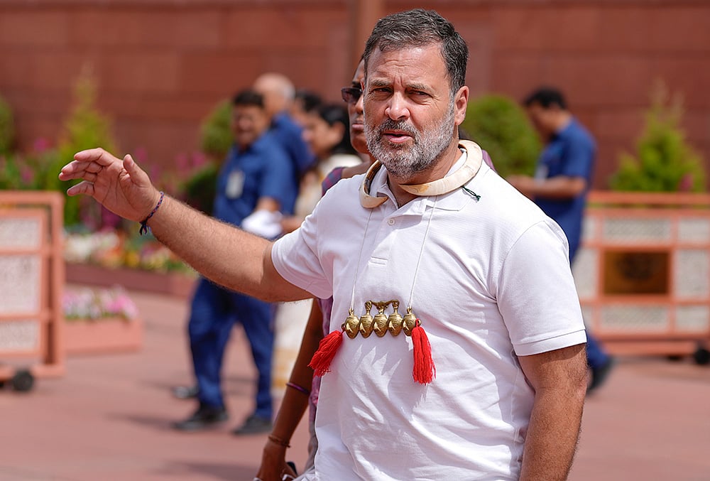 Rahul Gandhi wears Konyak Naga ornaments 