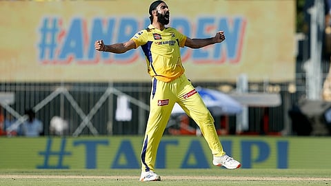 Simarjeet Singh celebrates Sanju Samson's wicket
