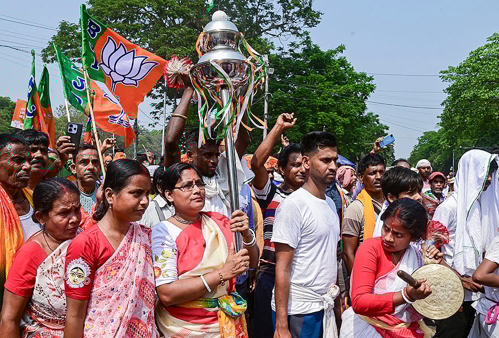 BJP supporters in Kolkata
