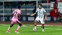Bengaluru FC Vs Mohun Bagan Super Giant, ISL 2025-26: Table Toppers Held To Frustrating Goalless Draw At Kanteerava AIFF : Bengaluru FC and Mohun Bagan shared the spoils on matchday 5 of the ISL at the Sree Kanteerava Stadium