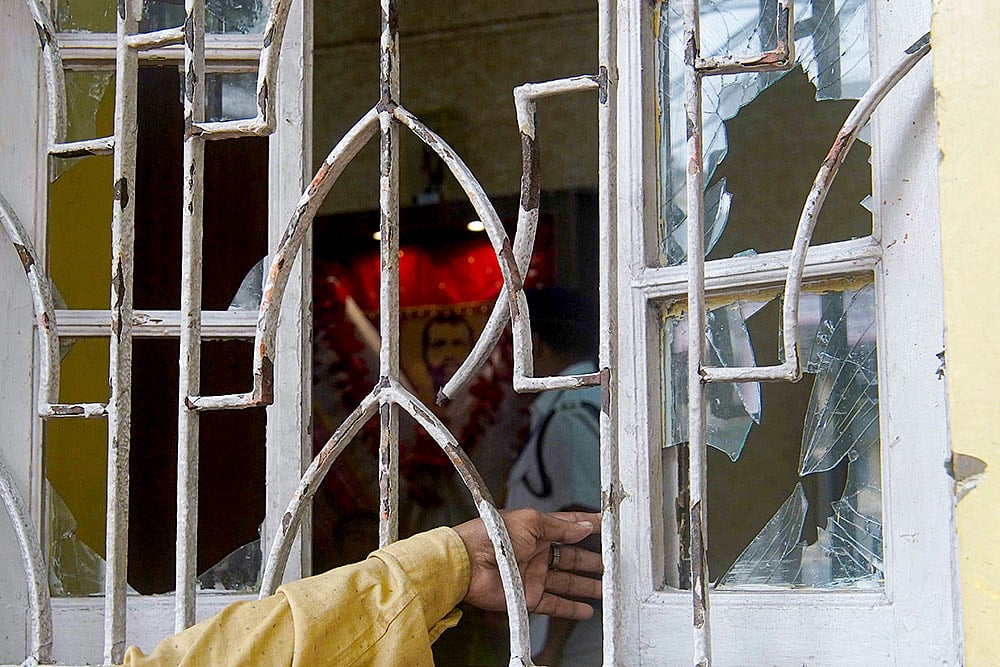 Clashes broke out between TMC and BJP supporters