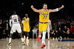| Photo: AP/Kyusung Gong : Los Angeles Lakers guard Luka Doncic (77) gestures after the team defeats the Denver Nuggets in an NBA basketball game in Los Angeles.