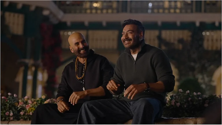 Akshay Kumar and Ajay Devgn On The Sets Of ‘Golmaal 5’ - Instagram