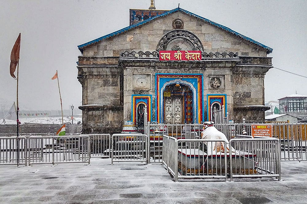 Snowfall at Kedarnath temple