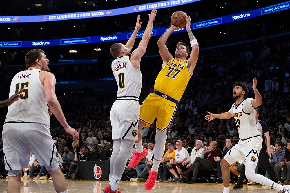 NBA Basketball: Denver Nuggets vs Los Angeles Lakers